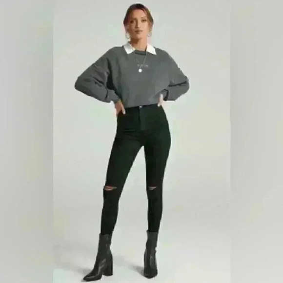 BELLA SKINNY JEANS IN BLACK DENIM - Picture 1 of 7